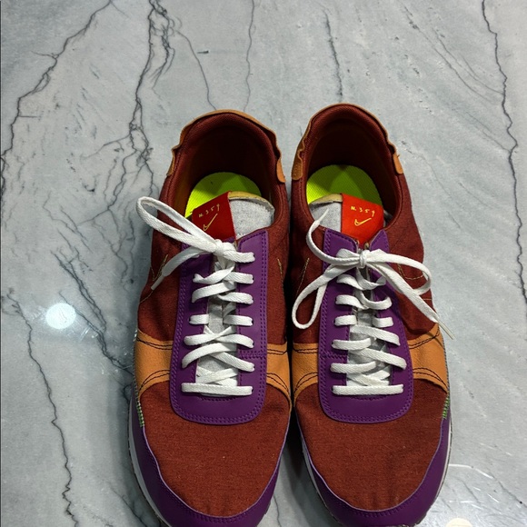 Nike Red and Purple Men's Sneakers - Picture 1 of 5